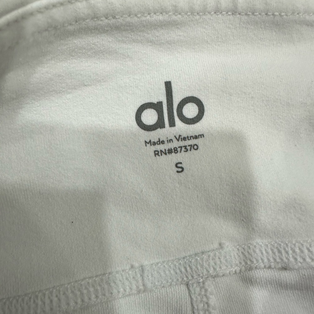 ALO West Coast Yoga Leggings - Picture 7 of 11